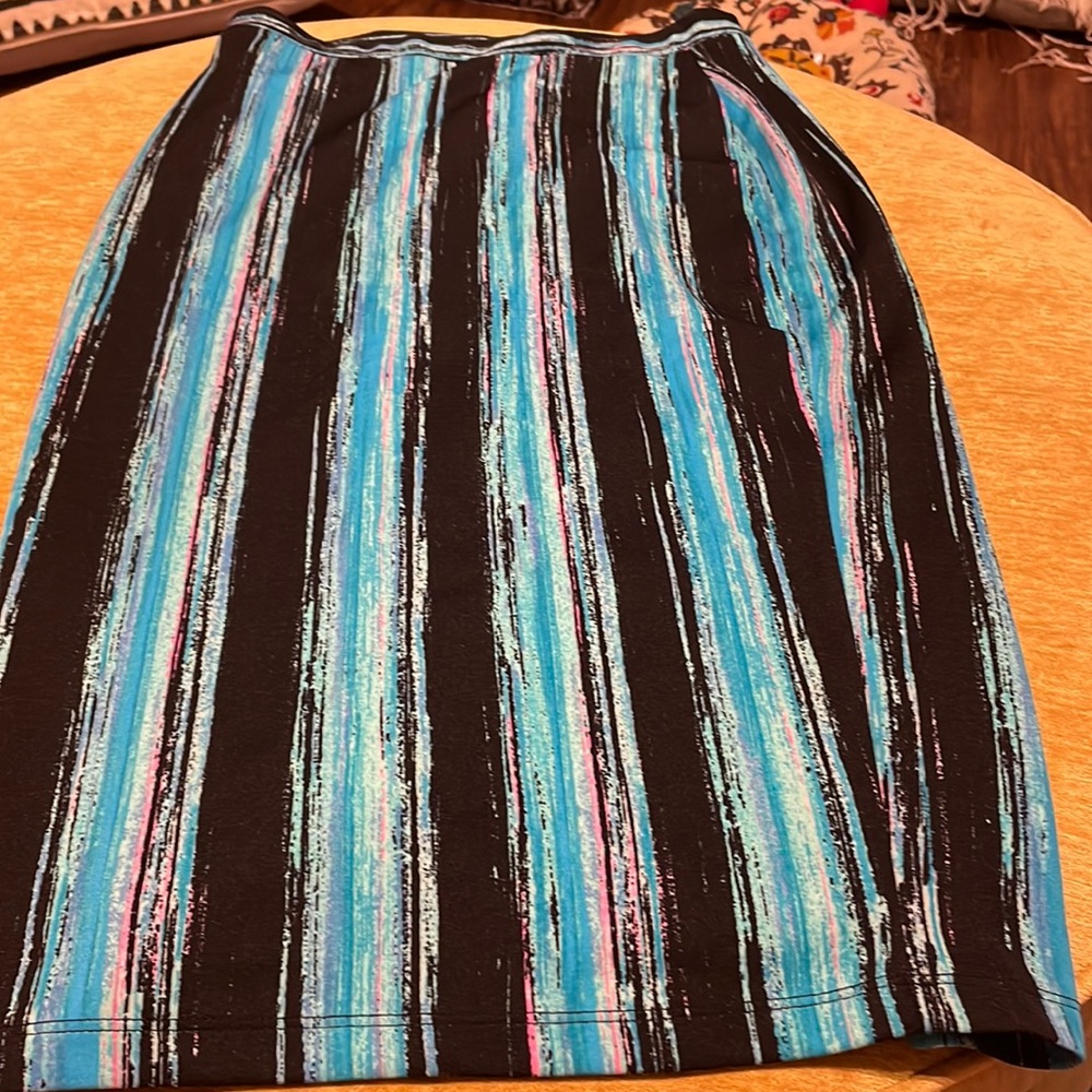 I ❤️ Ronson size small pencil skirt